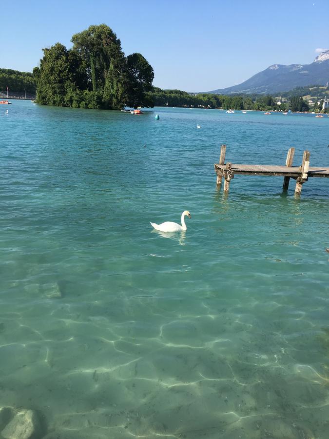 The Boat Lägenhet Annecy Exteriör bild
